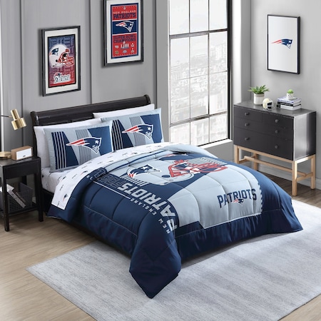 Logo Brands New England Patriots Status Bed In A Bag Full 619-BNBF-B1
